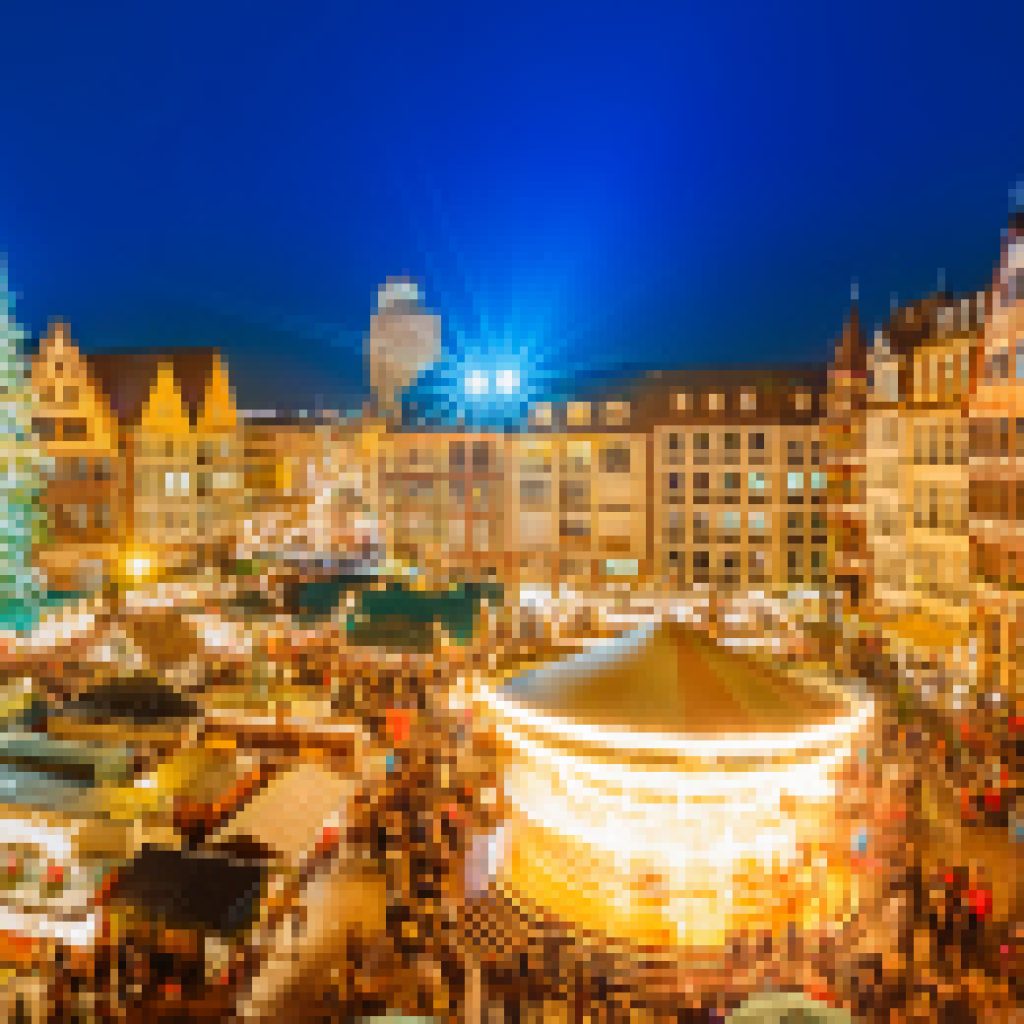 Nuremberg Christmas Market REIMAGINE EEXPERIENCES - WÜRZBURG TOUR GUIDES & TRAVEL AGENCY - REISEBÜRO Touren, Hotel- und Unterkunftsplanung The Romantic Road Wuerzburg