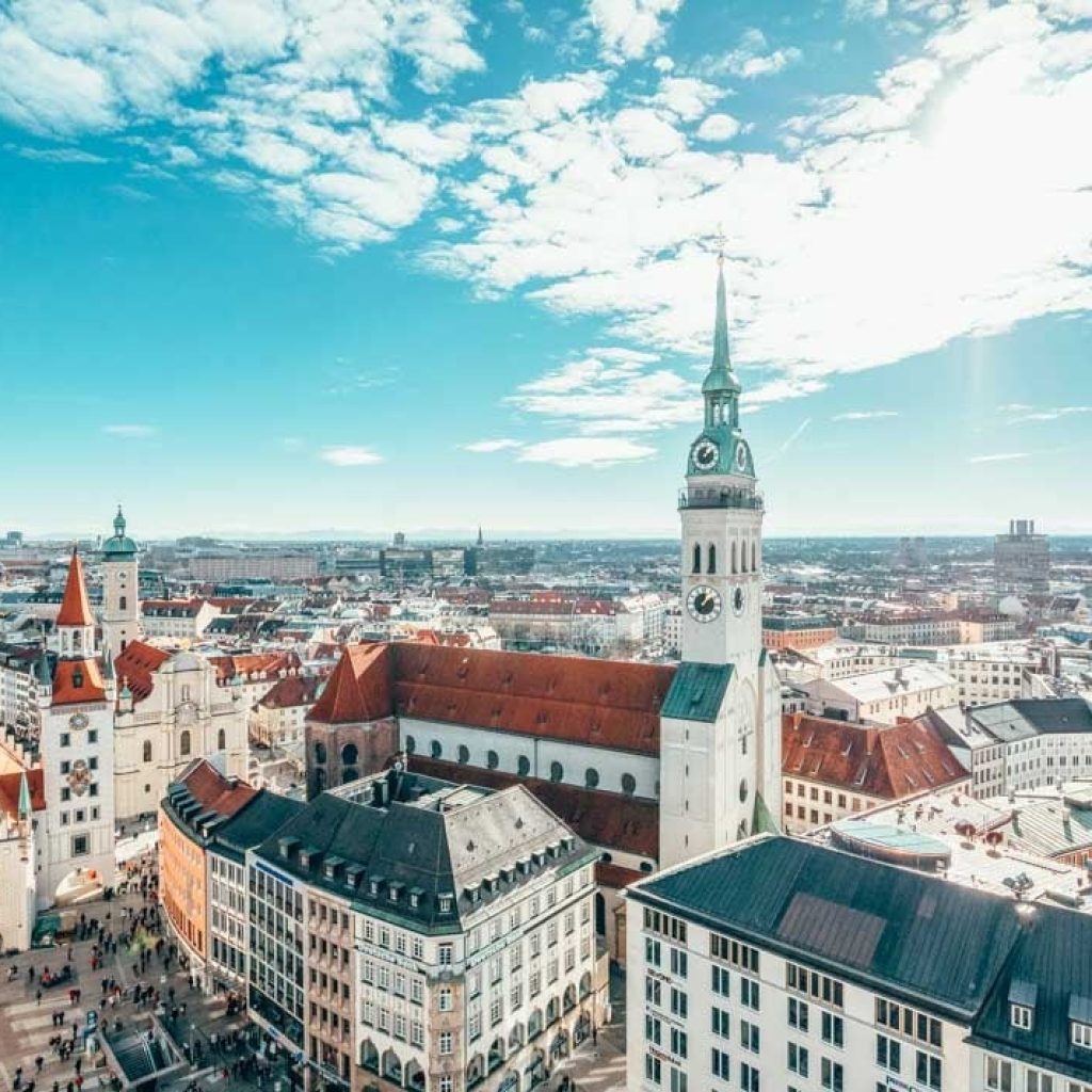 st-peter-church-munich-in-winter